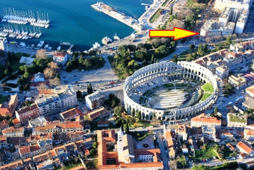 Amphitheater Apartment Pula Exterior foto
